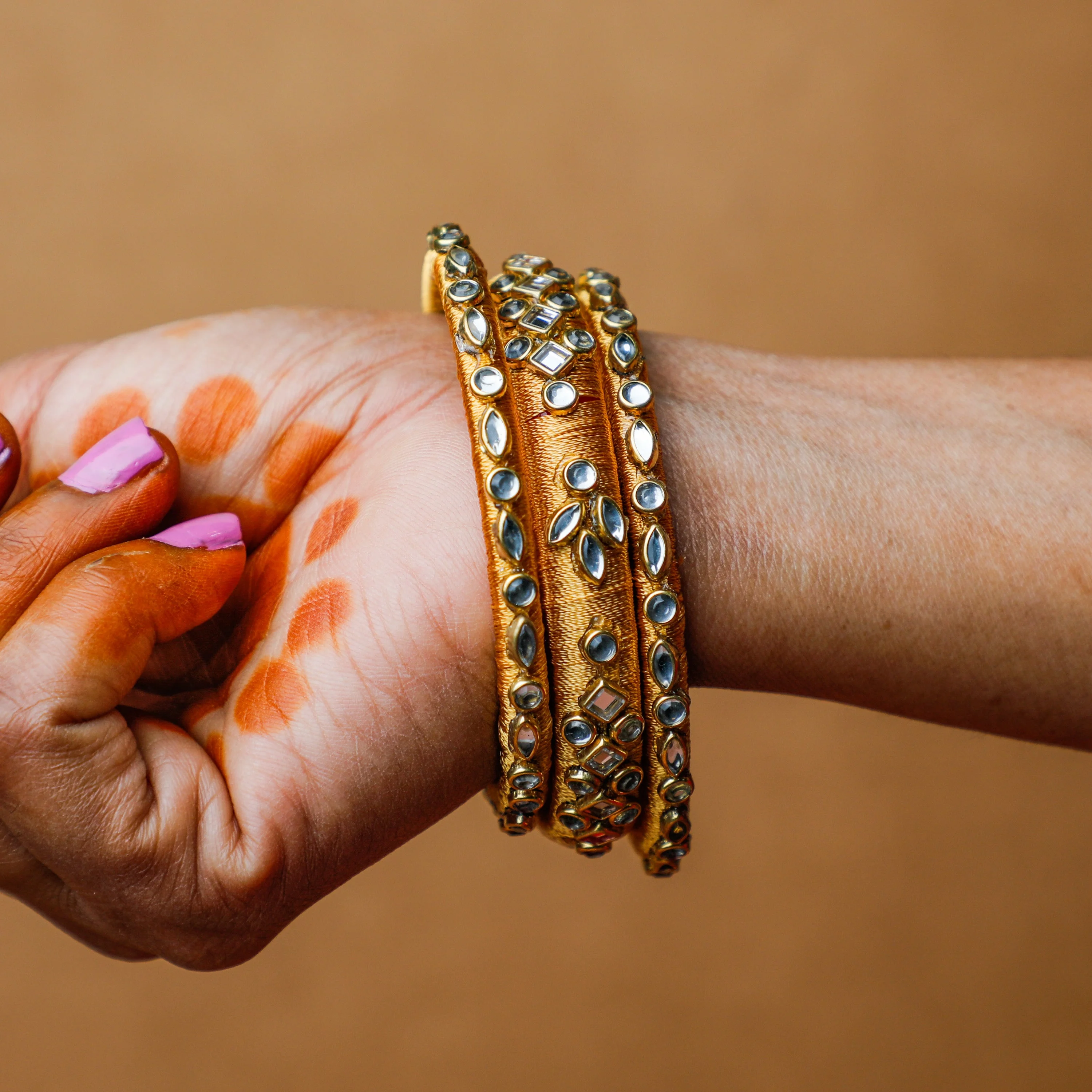 Package(s): 3 Pc Bangles