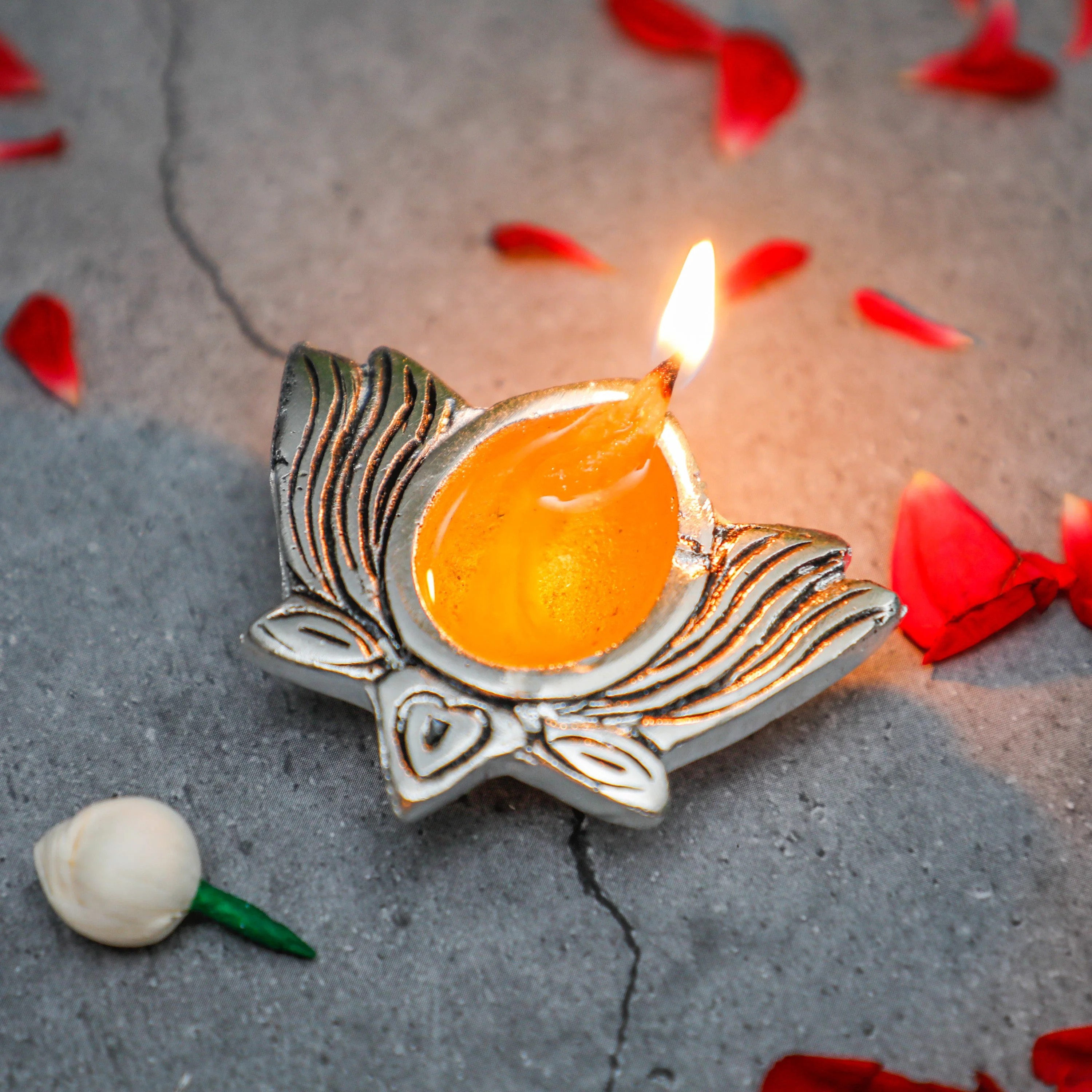 Silver Finish Lotus Diya