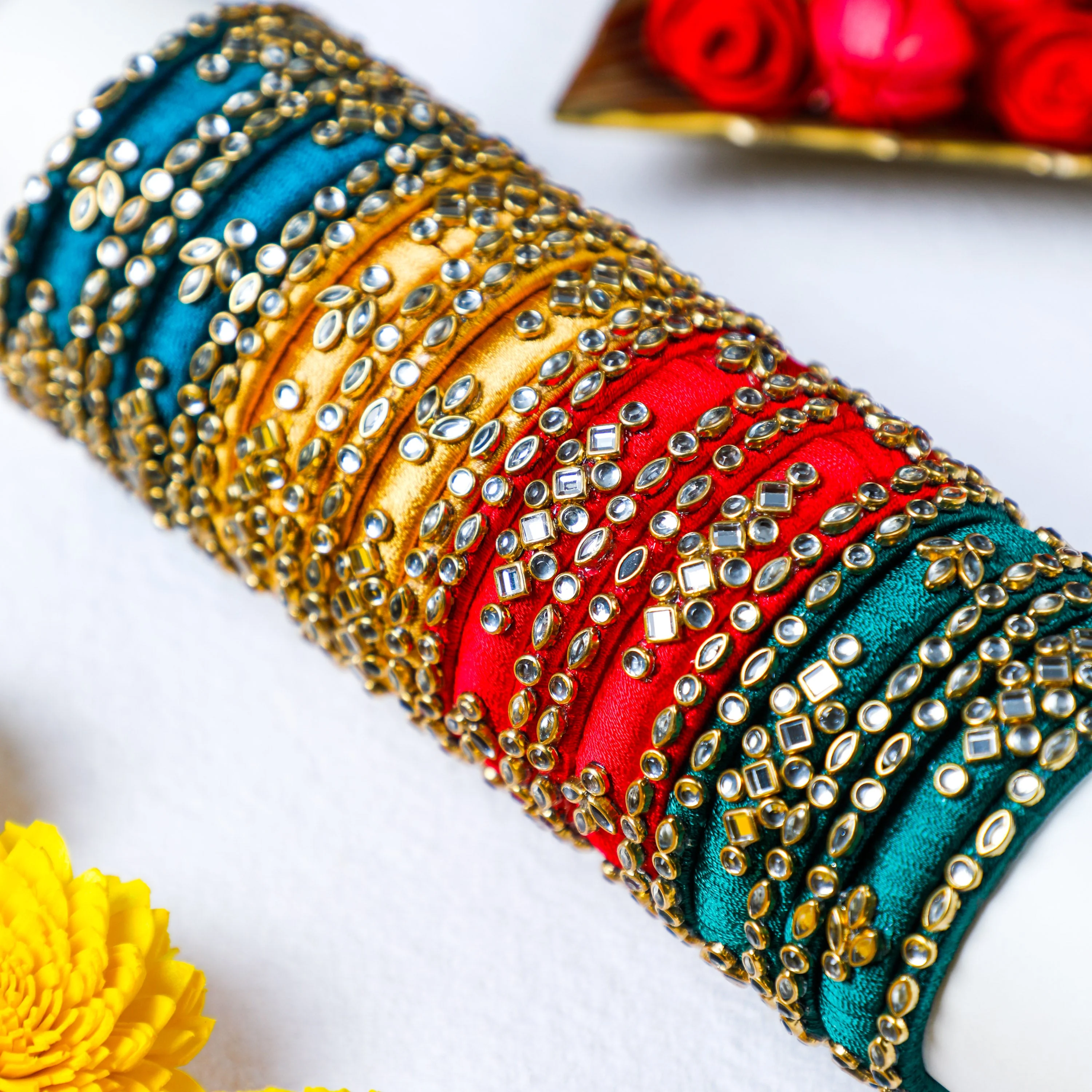 Package(s): 3 Pc Bangles