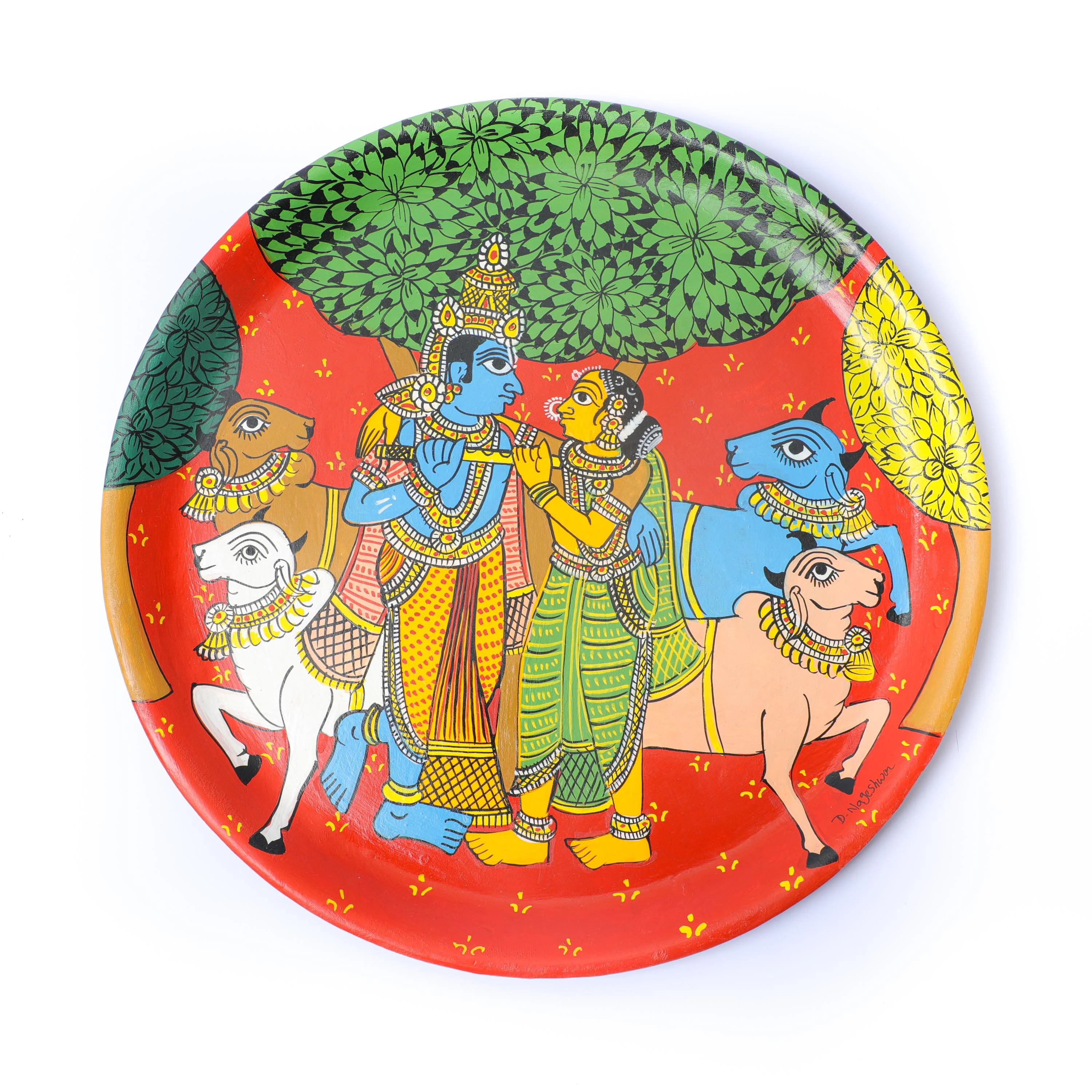 Material: This vibrant cheriyal wall plate &nbsp;is hand-painted using natural colours on a canvas, stretched over a plate